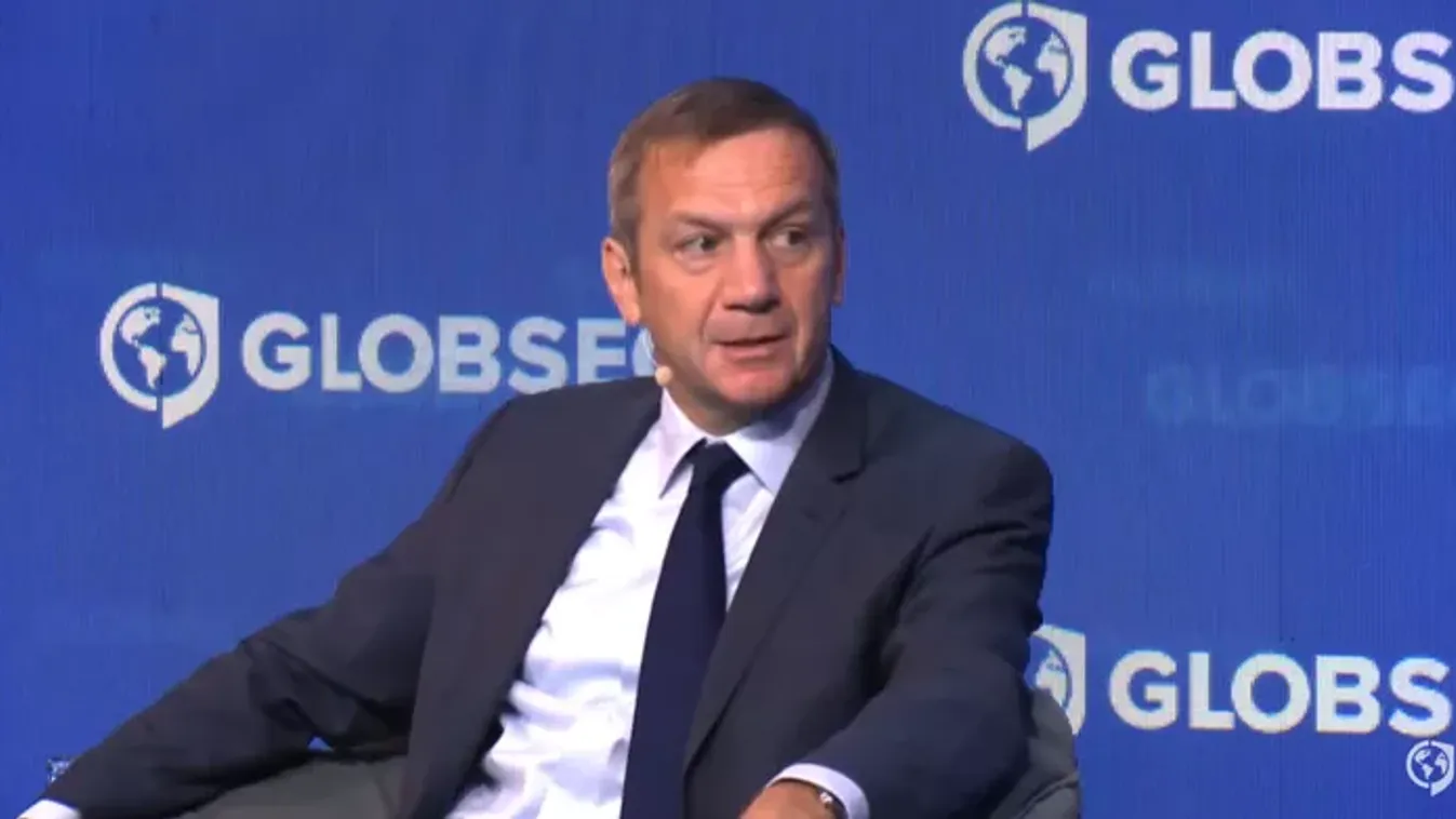 Háború- és ukránpárti szervezetben lett vezető  Bajnai Gordon