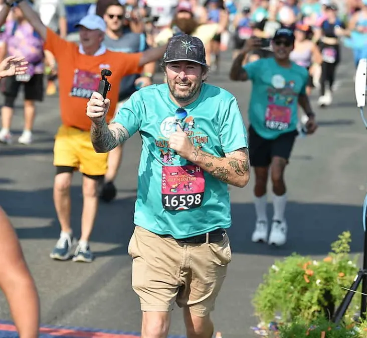 Kiderült mi okozta a népszerű YouTuber, Adam The Woo halálát