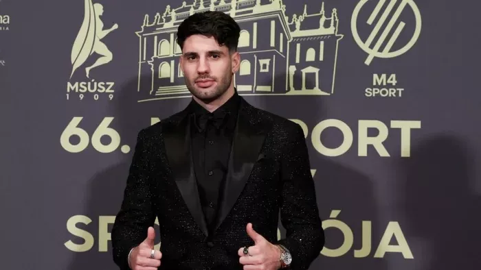  Szoboszlai Dominik és Kós Hubert összecsapnak