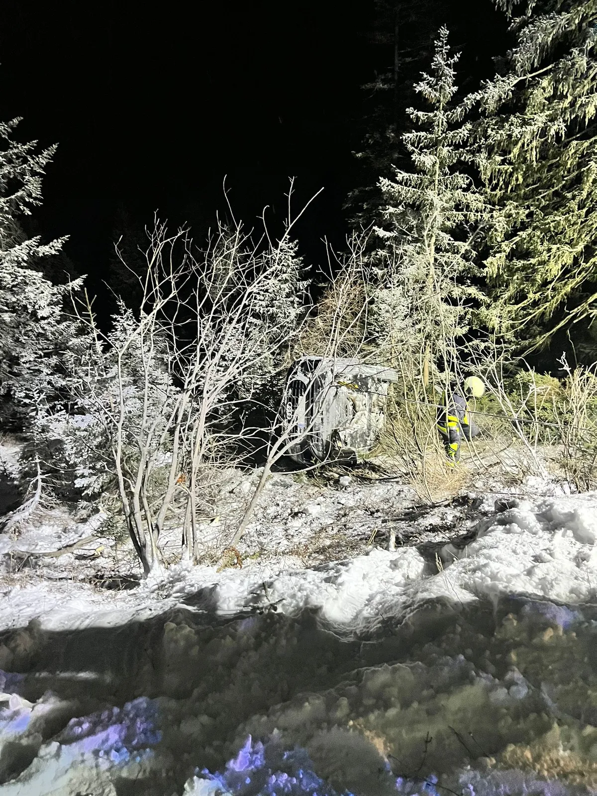 A magyar sofőr nem tette fel a kötelező hóláncot.