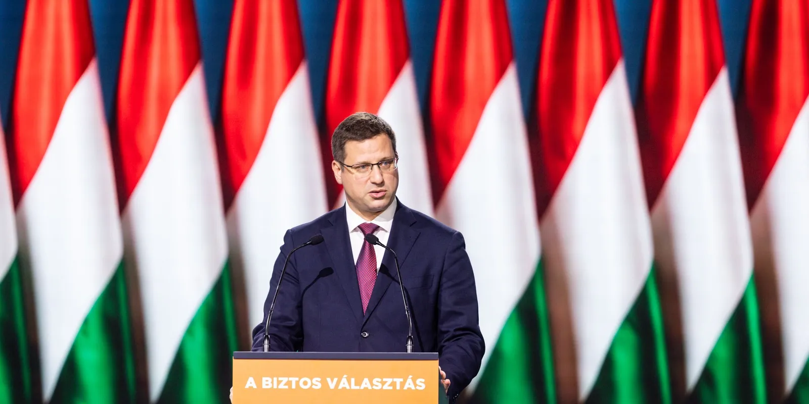 Megérkezett Gulyás Gergely válasza
