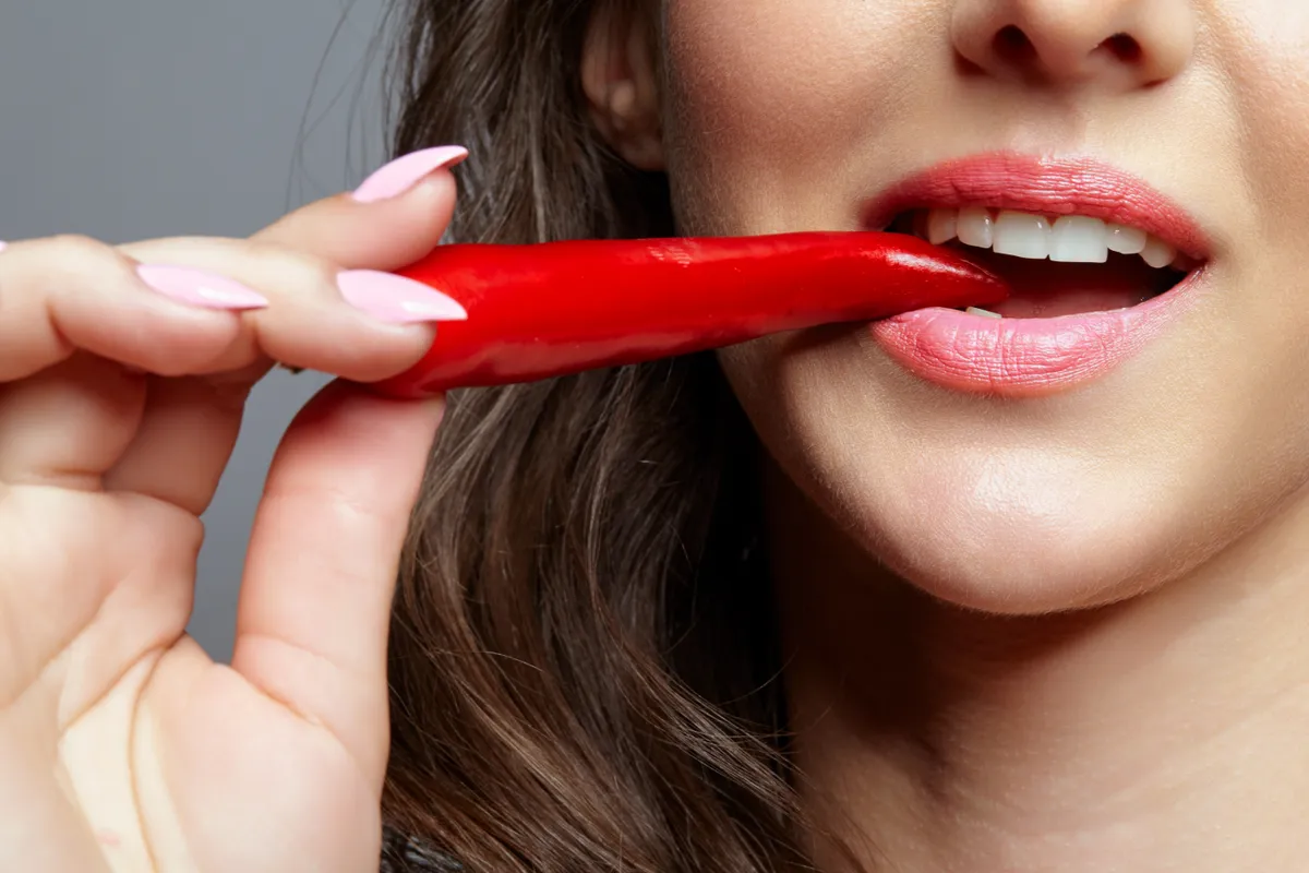 Az erős paprika hatása több fronton érvényesül. 