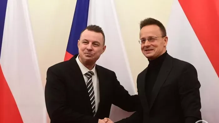 A magyar és a cseh patrióták együtt mondanak nemet a háborúra