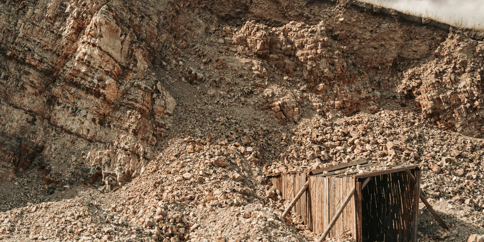 40 év után kiderült, mi rejtőzött a titokzatos ajtó mögött