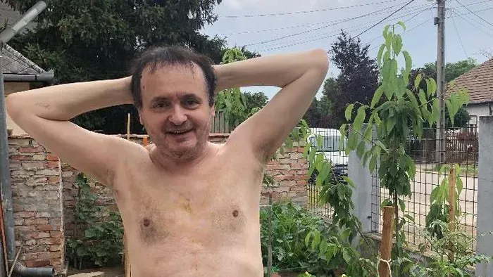 Betegség, adósság, pucérság: Galla Miklós nagy éve volt 2025