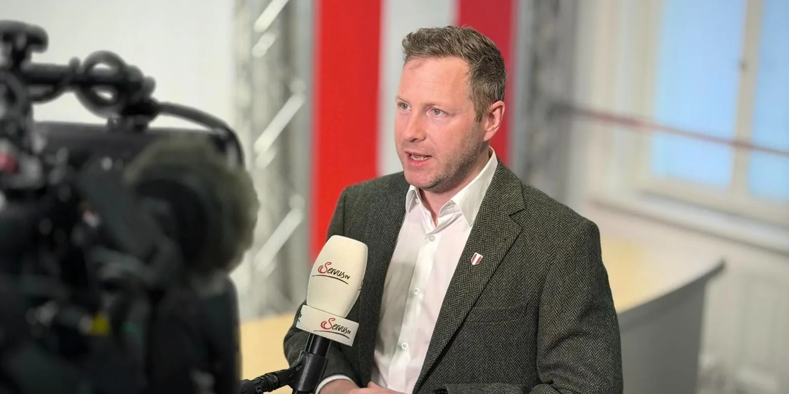 Osztrák Szabadságpárt: állítsák le Ukrajna segélyezését!