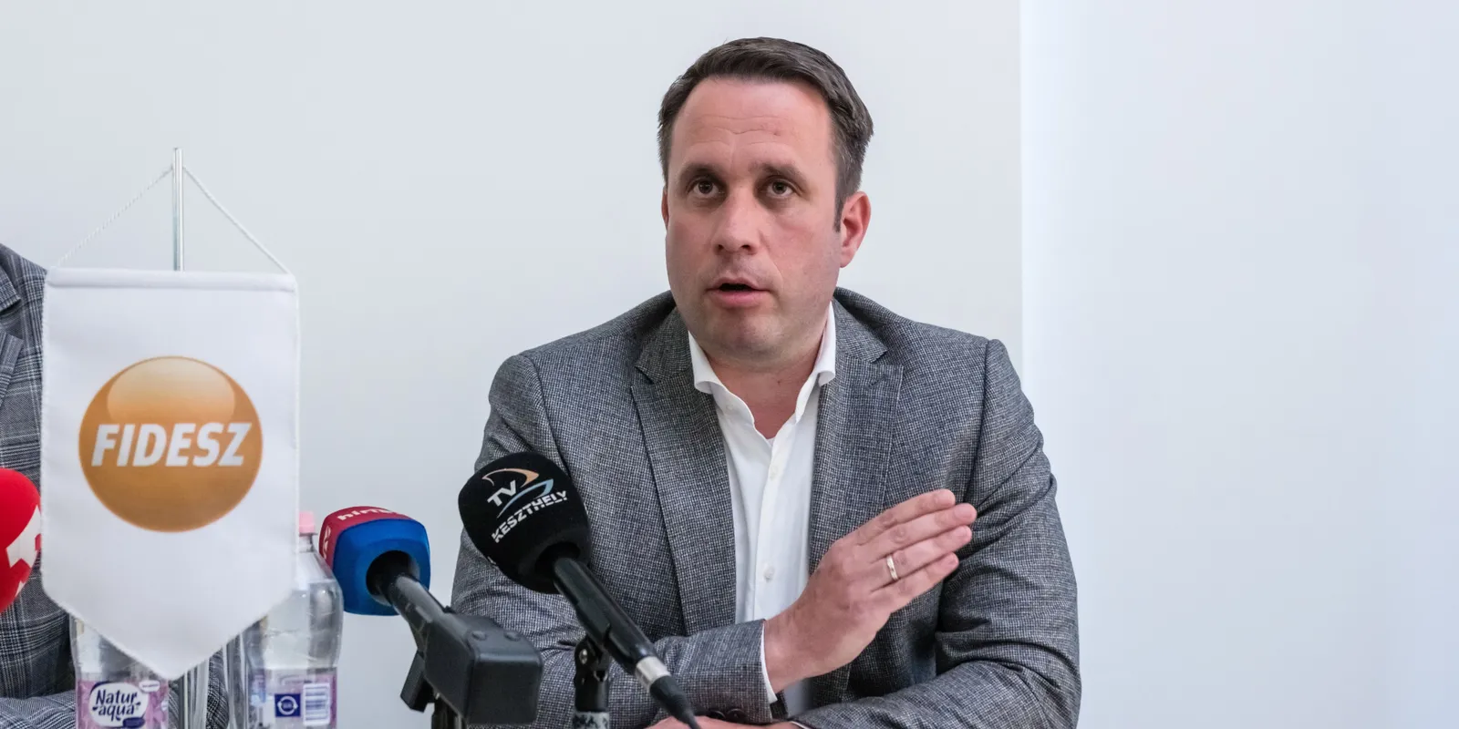 Ezt a hírt osztotta meg Dömötör Csaba