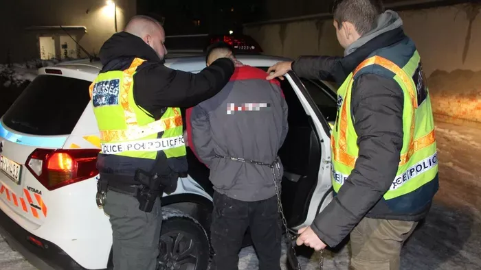 Kábítószerkereskedelem miatt lecsaptak a rendőrök Szentesen