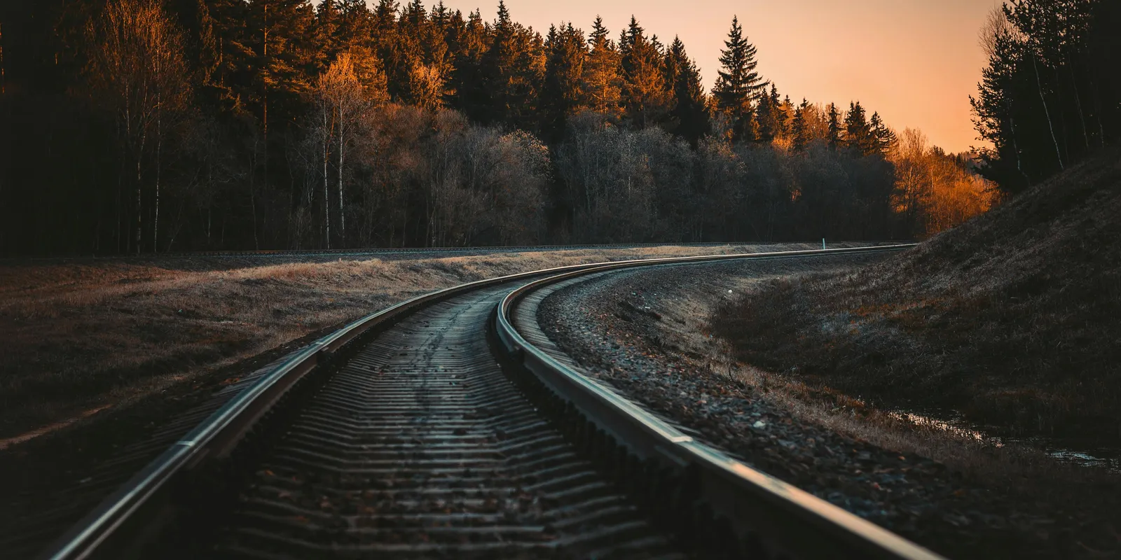 Halálos vonatbaleset történt Barcelona térségben