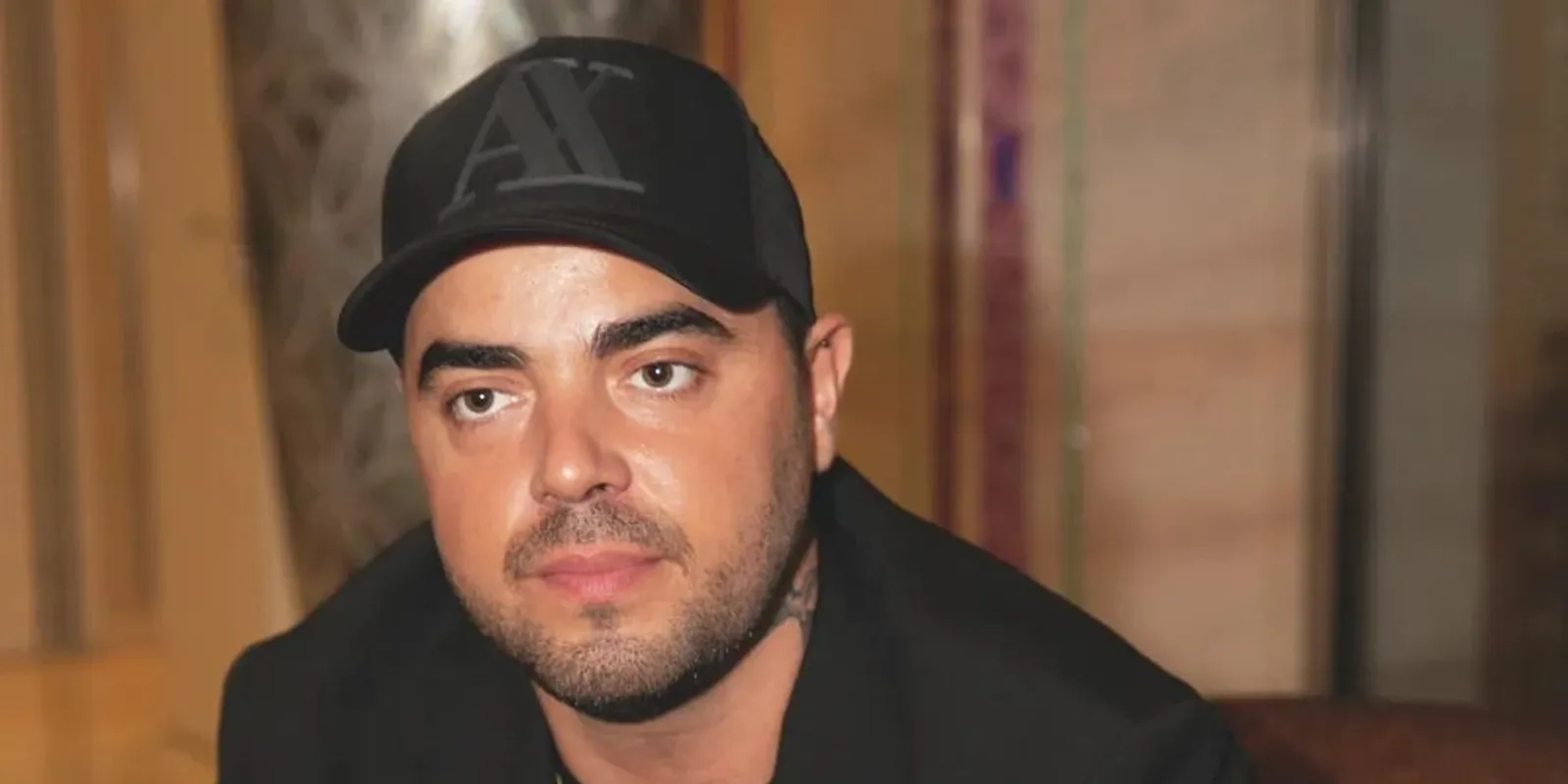 Durva támadások érték Young G Bécit