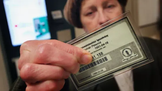 Ez sokakat érinthet: akár törölhetik is a TAJ kártyájukat!