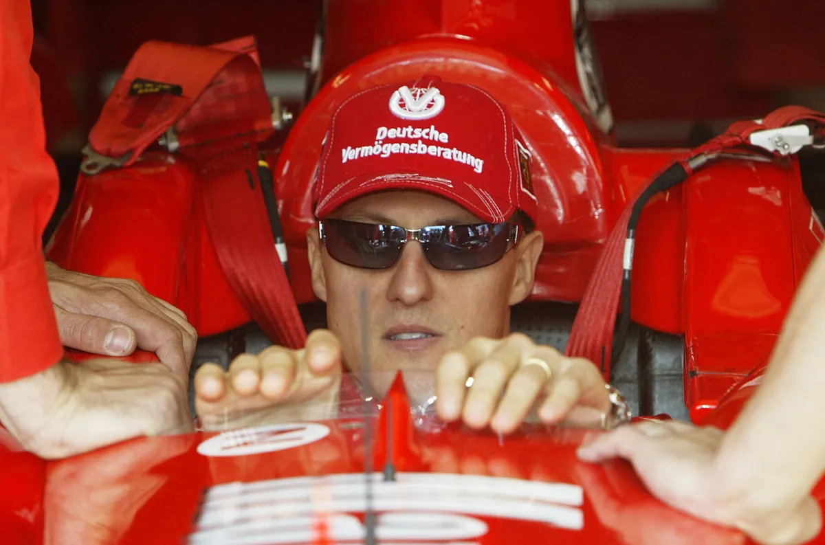Michael Schumacher 13 futamot nyert a 2004-es Forma-1-szezonban a legendás Ferrarival
