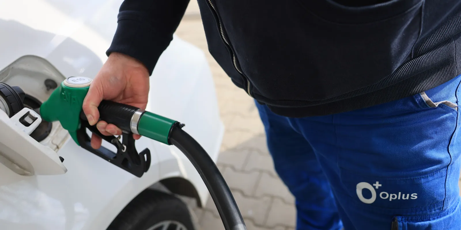 Rossz hírt kaptak a magyar autósok