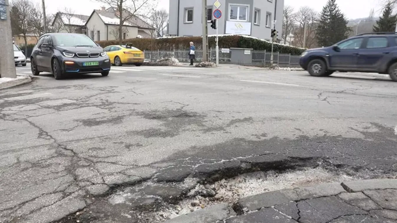 Budapest útjai mára valóságos csatatérré váltak