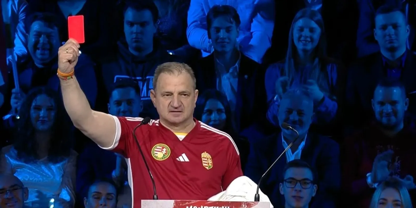 Erős Gábor: Mutassuk fel a globalistáknak a piroslapot!