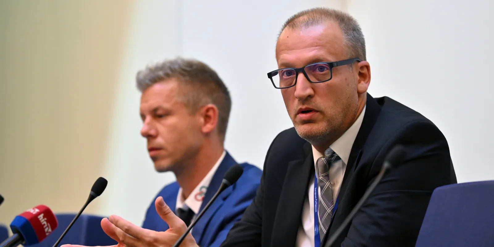 Tarr Zoltán az összekötő kapocs a Tisza és a Néppárt között