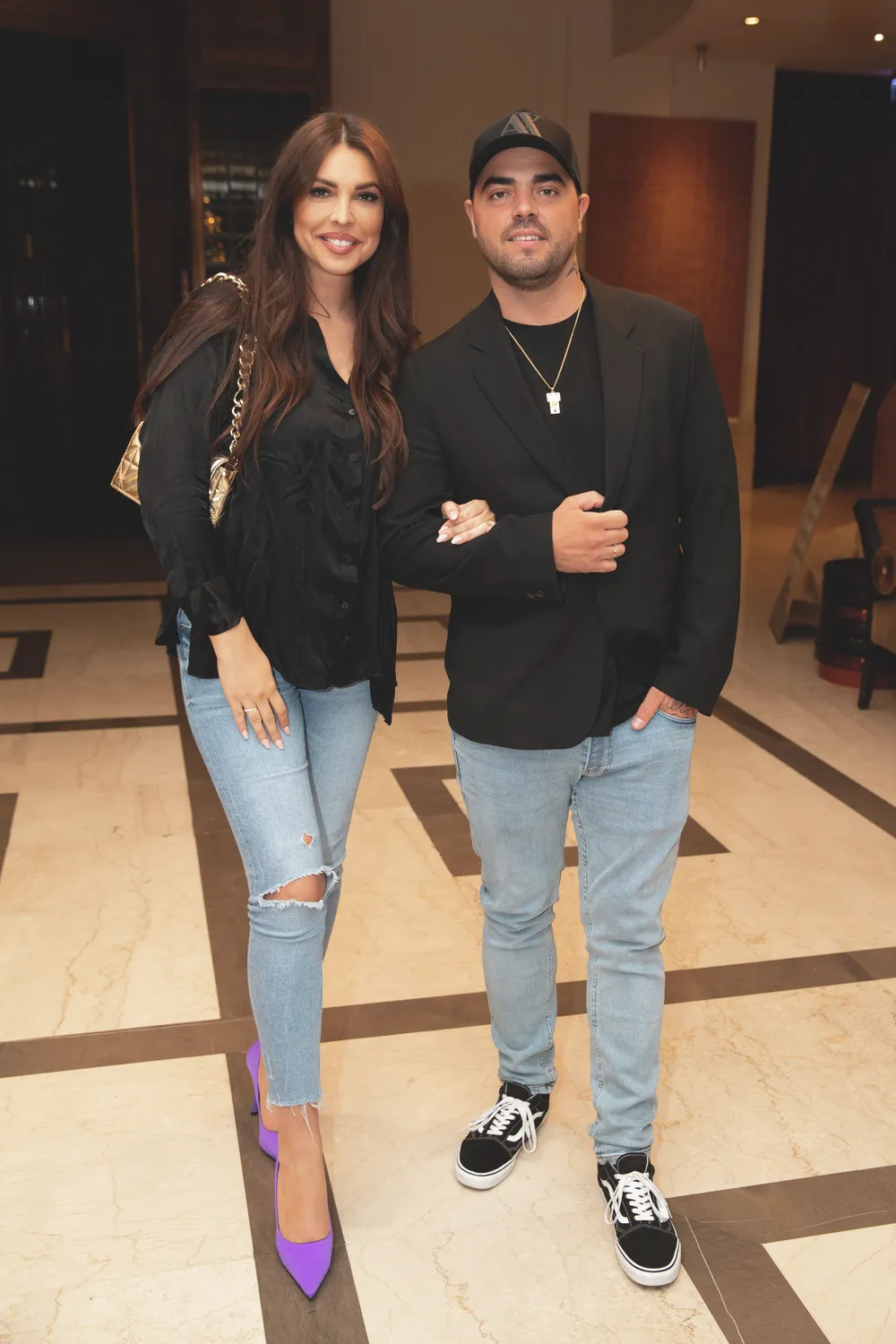 Young G Béci és felesége, Norina