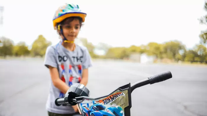 Keményen lecsap az új KRESZ az óvatlan gyalogosokra!