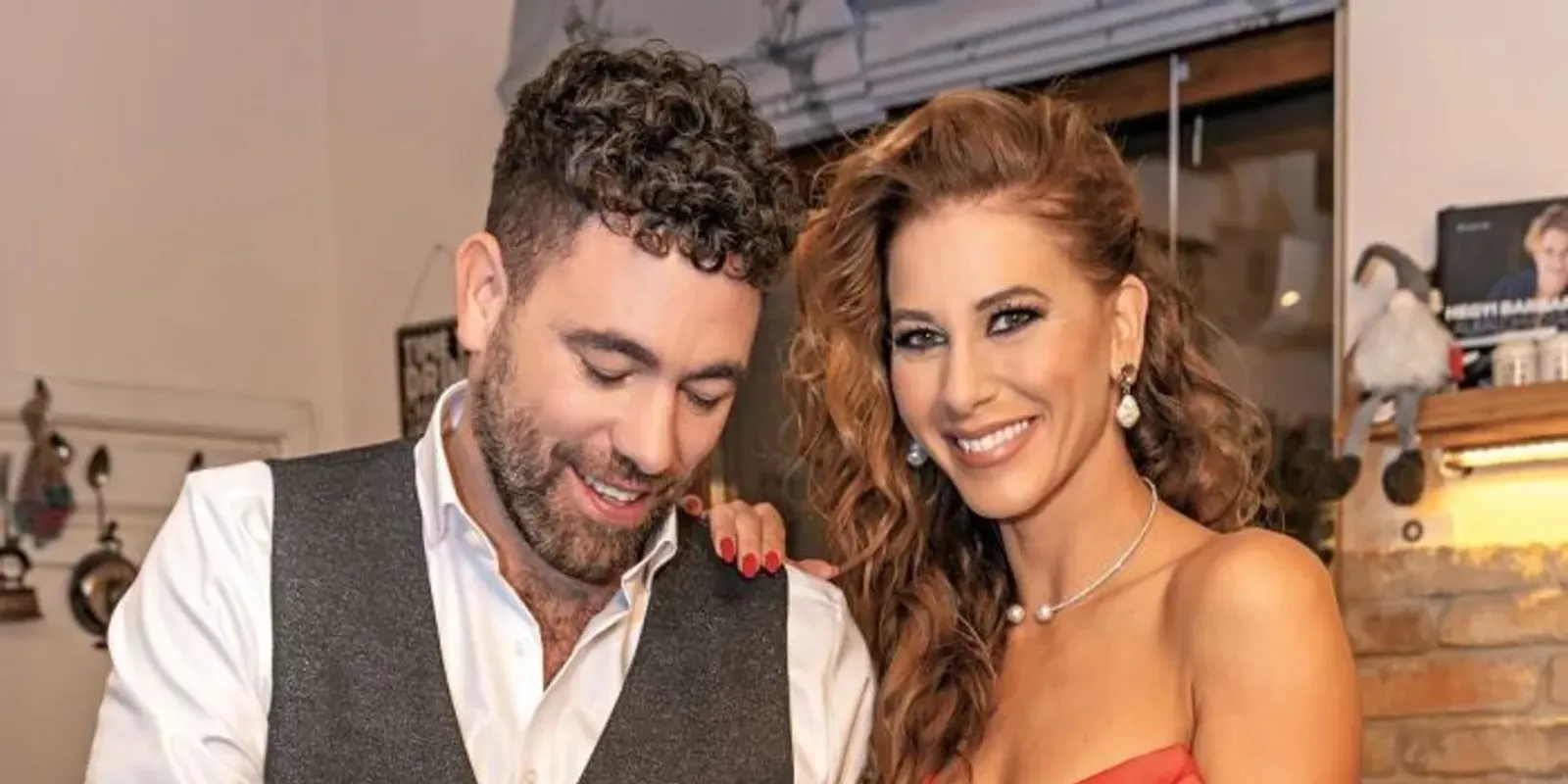 Így öleli egymást Mikes Anna és Krausz Gábor - Fotó