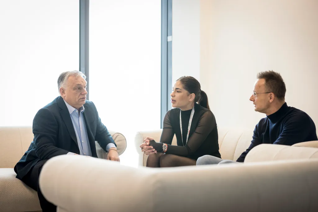 2025. 02. 07. DÁP, HEGY, háborúellenes gyűlés, szombathely
Orbán, gáspár evelin, Síjjártó