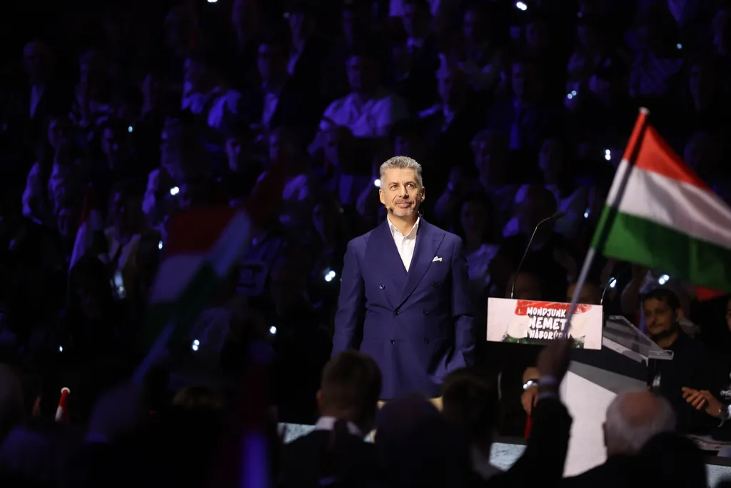 2025. 02. 07. DÁP, HEGY, háborúellenes gyűlés, szombathely
Rákay Philip
