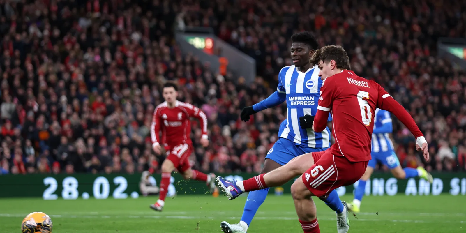 Szoboszlai és Kerkez remekelt, parádéztak a liverpooli magyarok