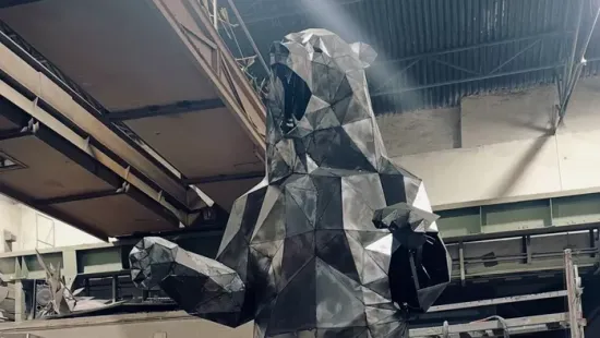 4 méter magas medveszörnyt láttak Tusnádfürdőn - itt vannak a megdöbbentő részletek