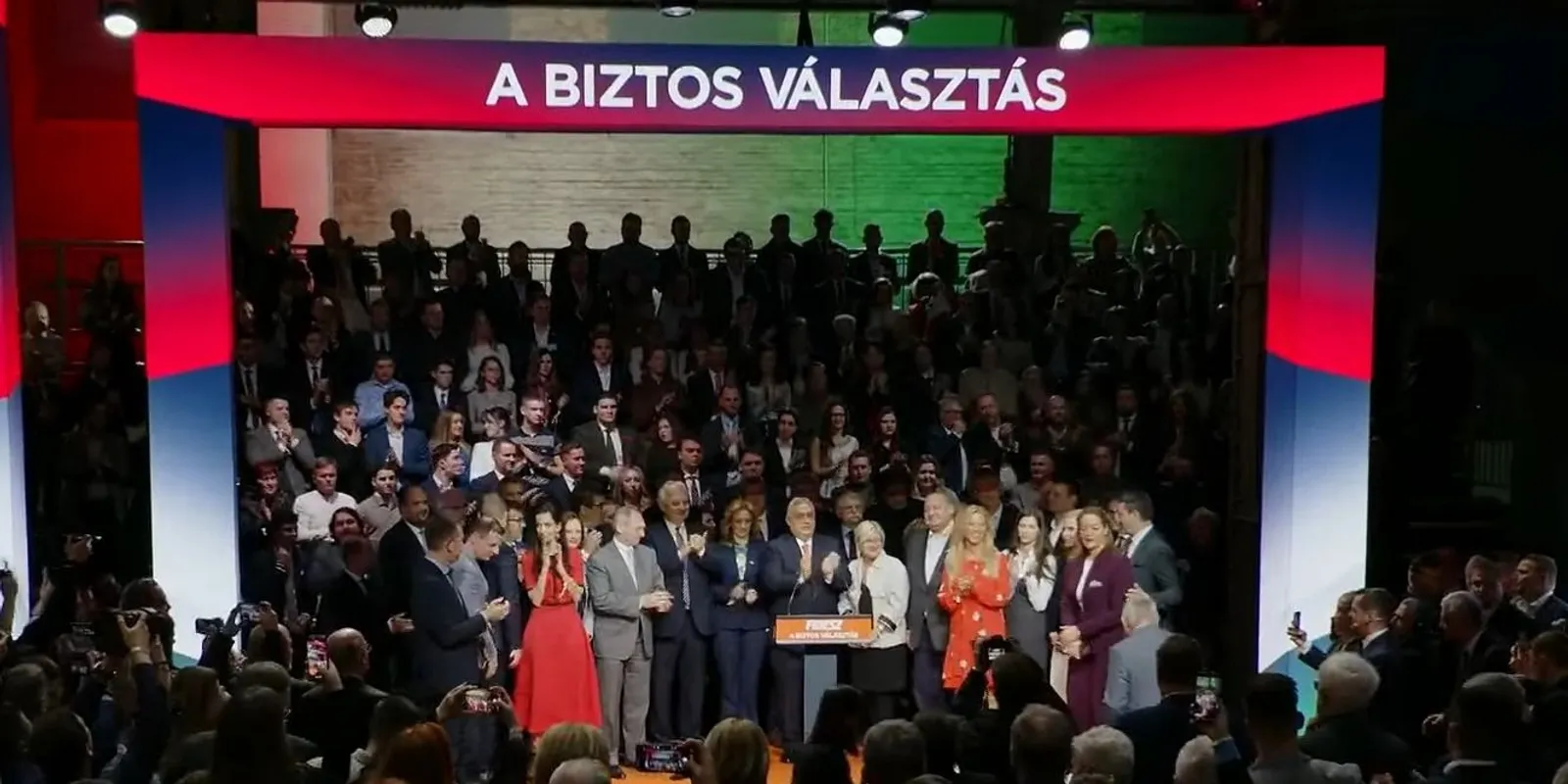 Egyértelműen a Fidesz nyerte a szombati aláírásgyűjtést