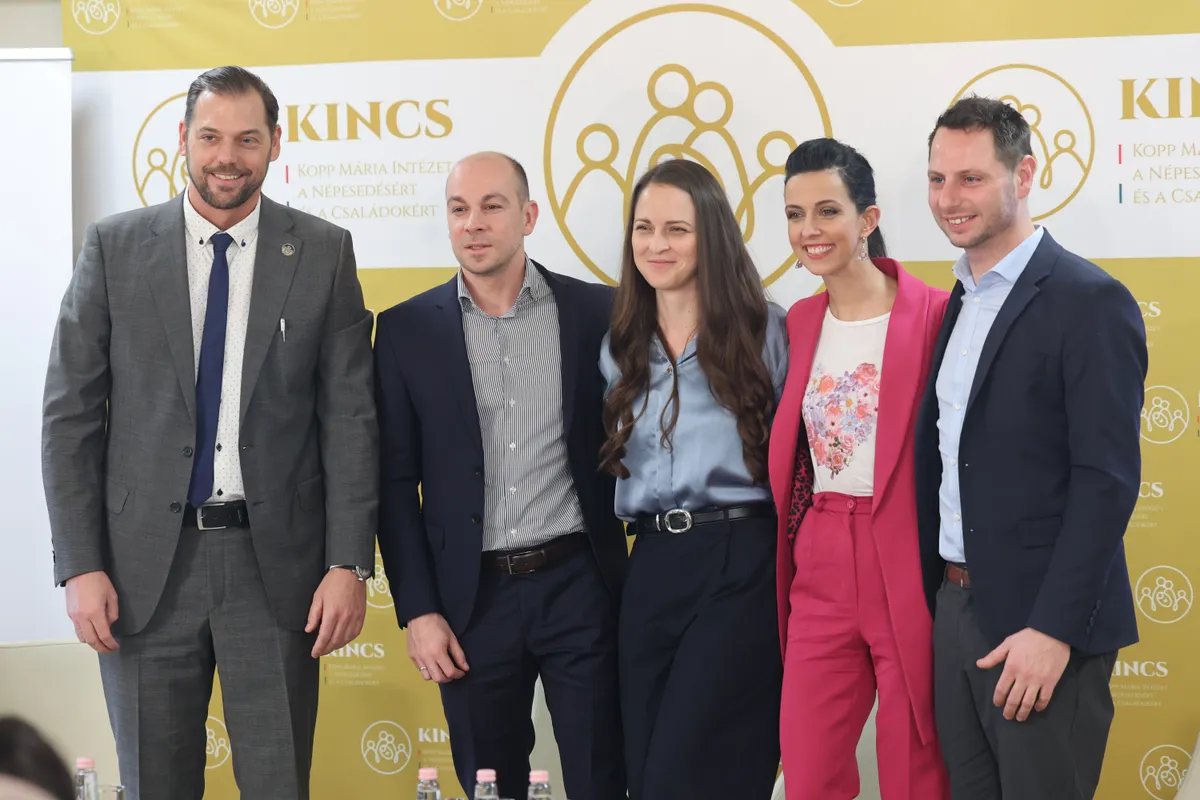 A Házasság hete alkalmából rendezett konferencián a politikusok a saját életükről beszéltek 