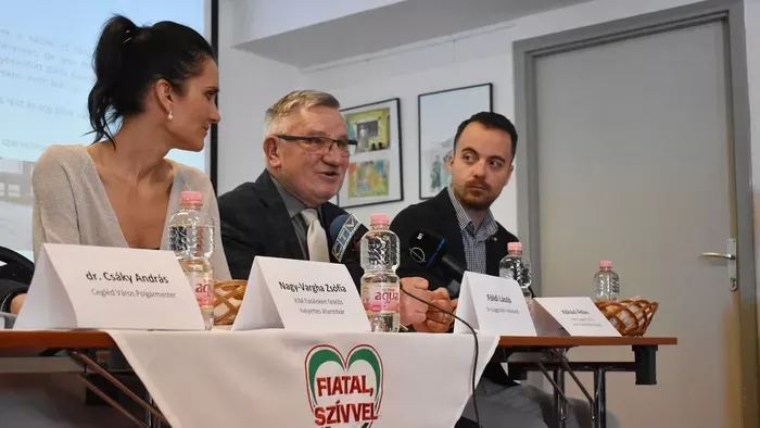 Itt a nagy bejelentés: 100 millióból épül ifjúsági ház Cegléden!