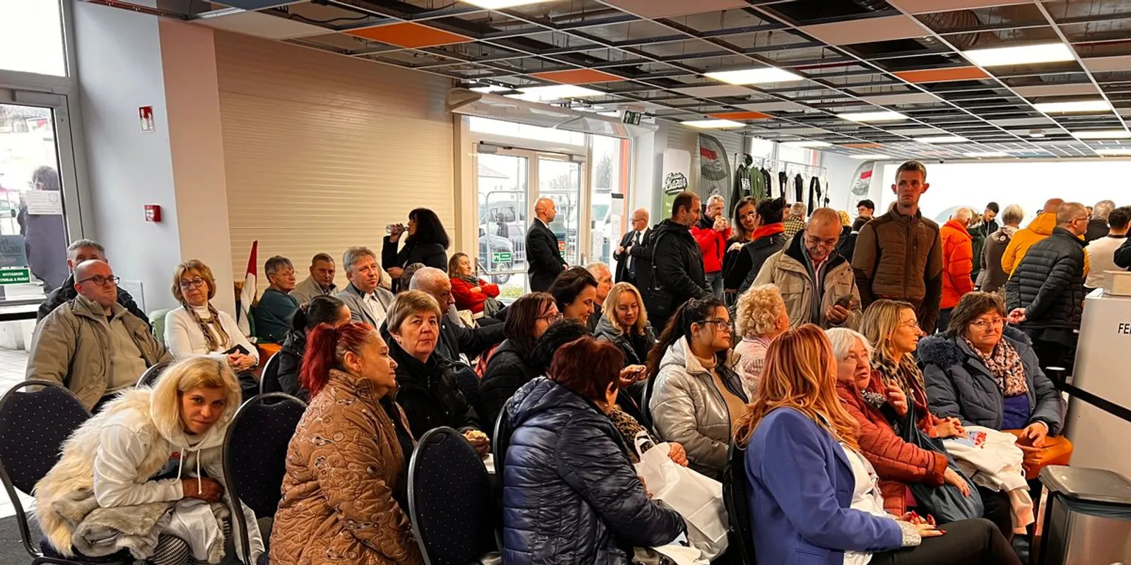 Ezt mondták az emberek a hatvani Háborúellenes Gyűlésen