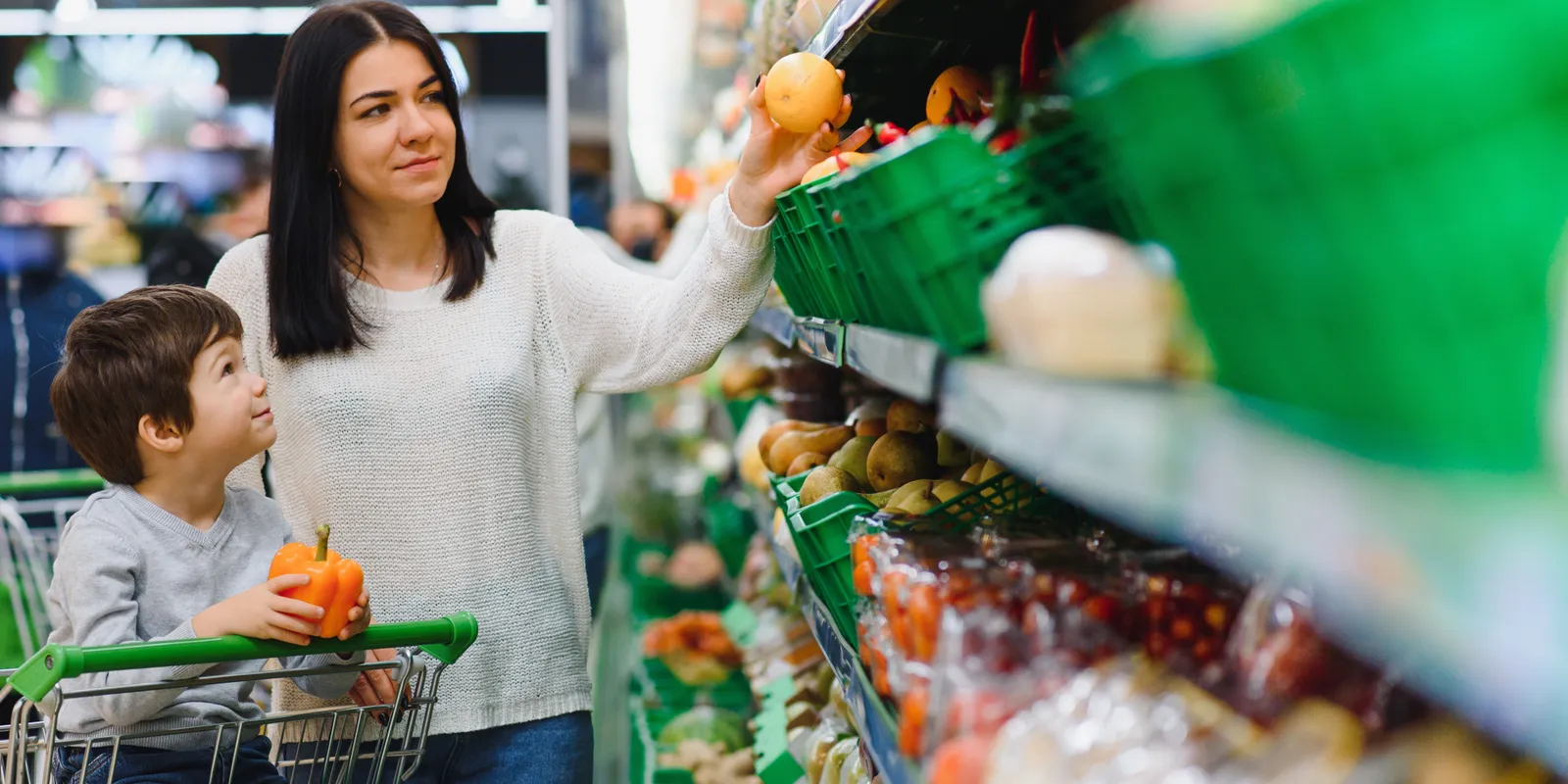 Többet ér az emberek pénze
