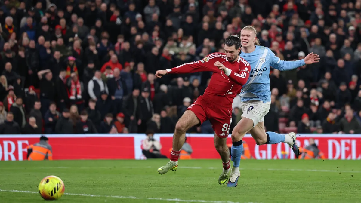 Szoboszlai Dominik piros lapja miatt kihagyja a Sunderland-Liverpool mérkőzést