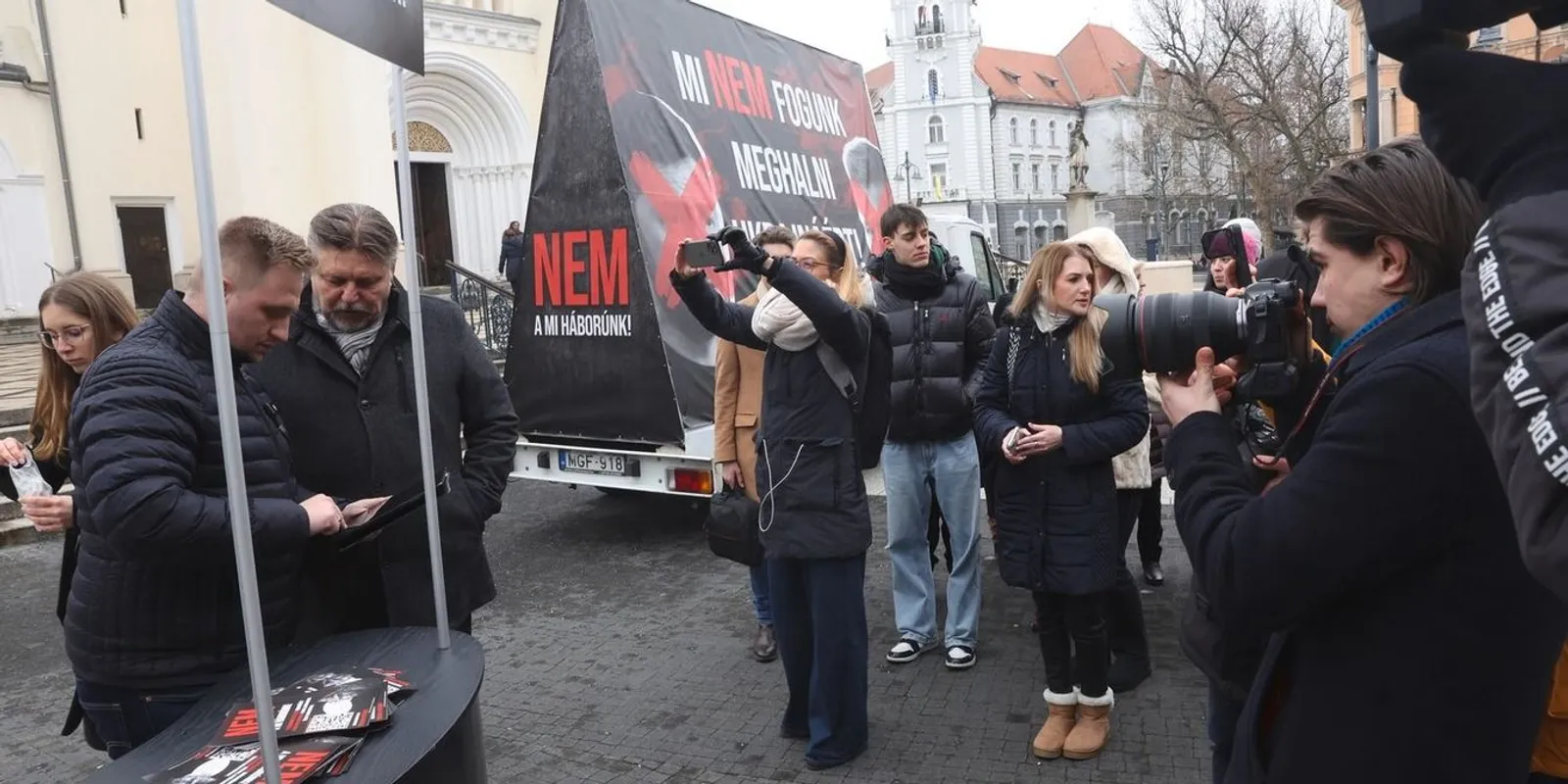 Szombattól kezdődik a hivatalos kampányidőszak