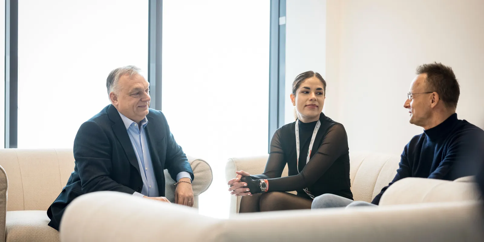 Örömmel jelentette be Gáspár Evelin: "Nekem is lett pulcsim"