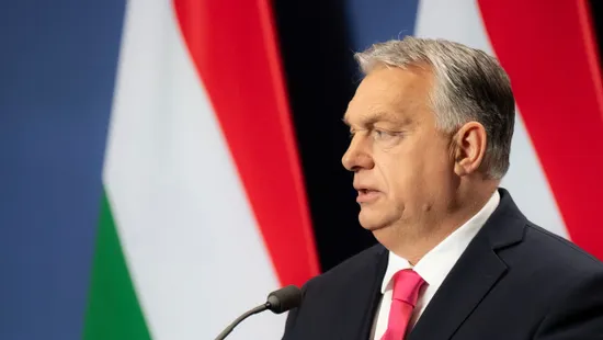 Orbán Viktor: Magasba a zászlókat, fel, győzelemre!