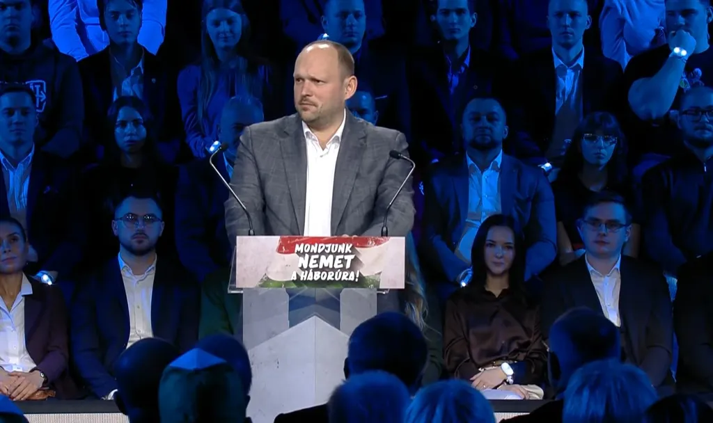 Háborúellenes Gyűlés HEGY Esztergom 2026.02.28.
Hernádi Ádám 