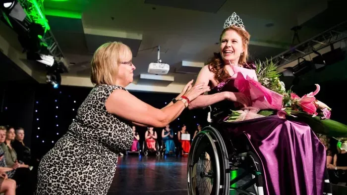  Elhunyt a kerekesszékes szépségkirálynő