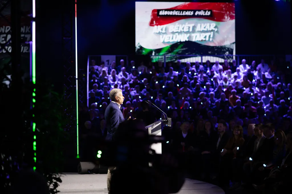 2025. 02. 07. DÁP, HEGY, háborúellenes gyűlés, szombathely
Rákay Philip


