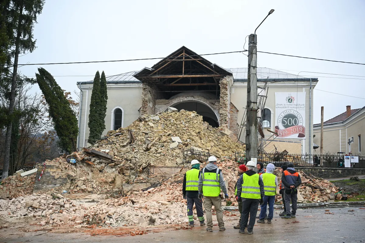 a református templom az omlás után