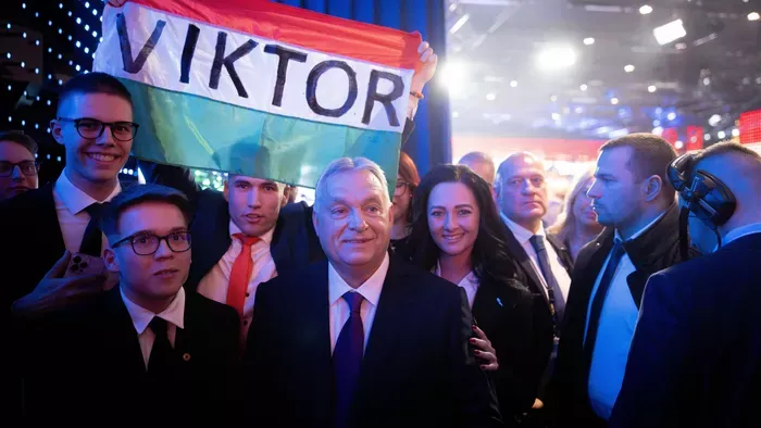 Orbán Viktor: Az emberek a mi oldalunkon állnak