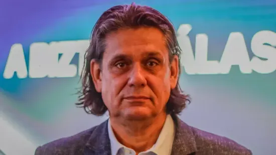 Deutsch Tamás: A magyar kormány ellenáll Brüsszel nyomásának!