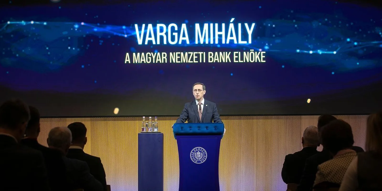 A legizgalmasabb pillanatban szólalt meg Varga Mihály