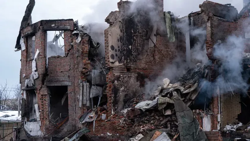 Ukrajna újjáépítése 588 milliárd dollárba kerülne