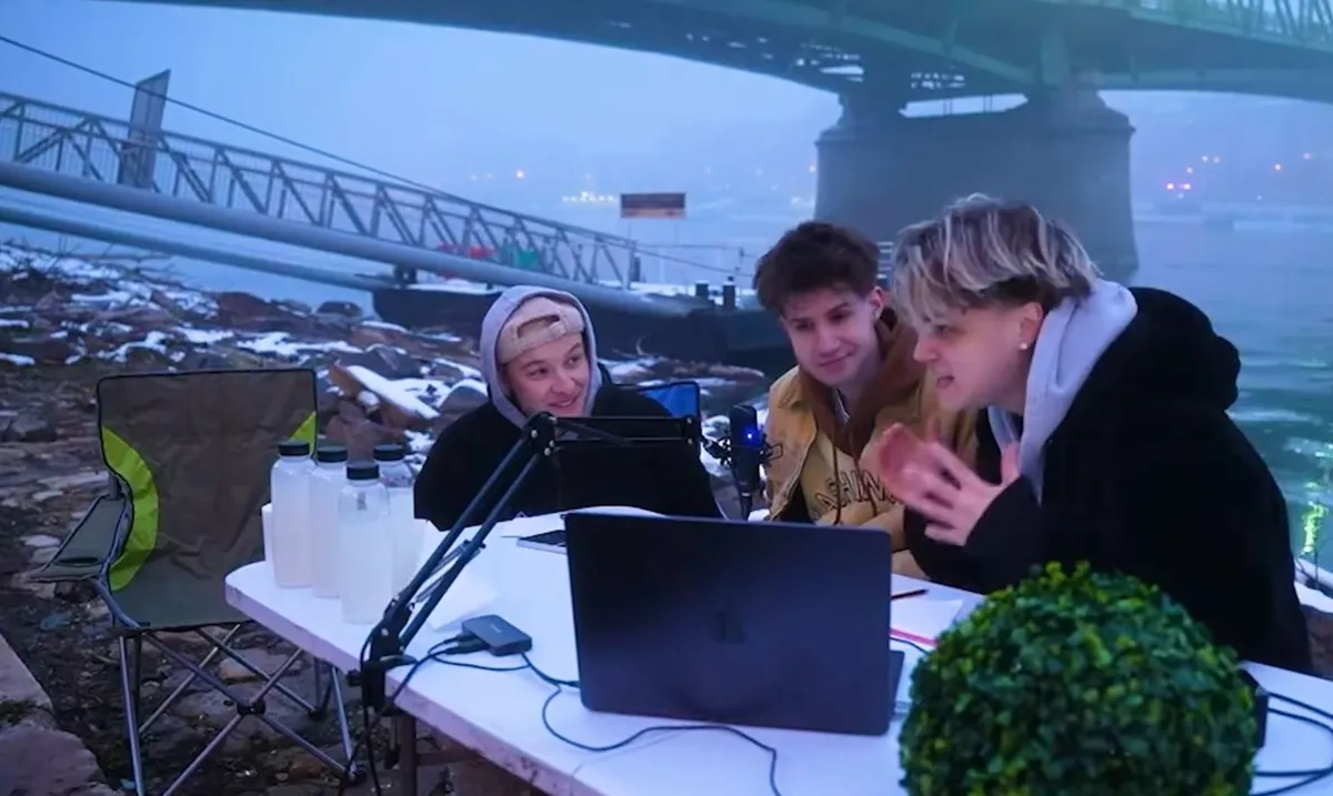 P.Y.F.U híd alatt fagyoskodott a Chaos Duoval.