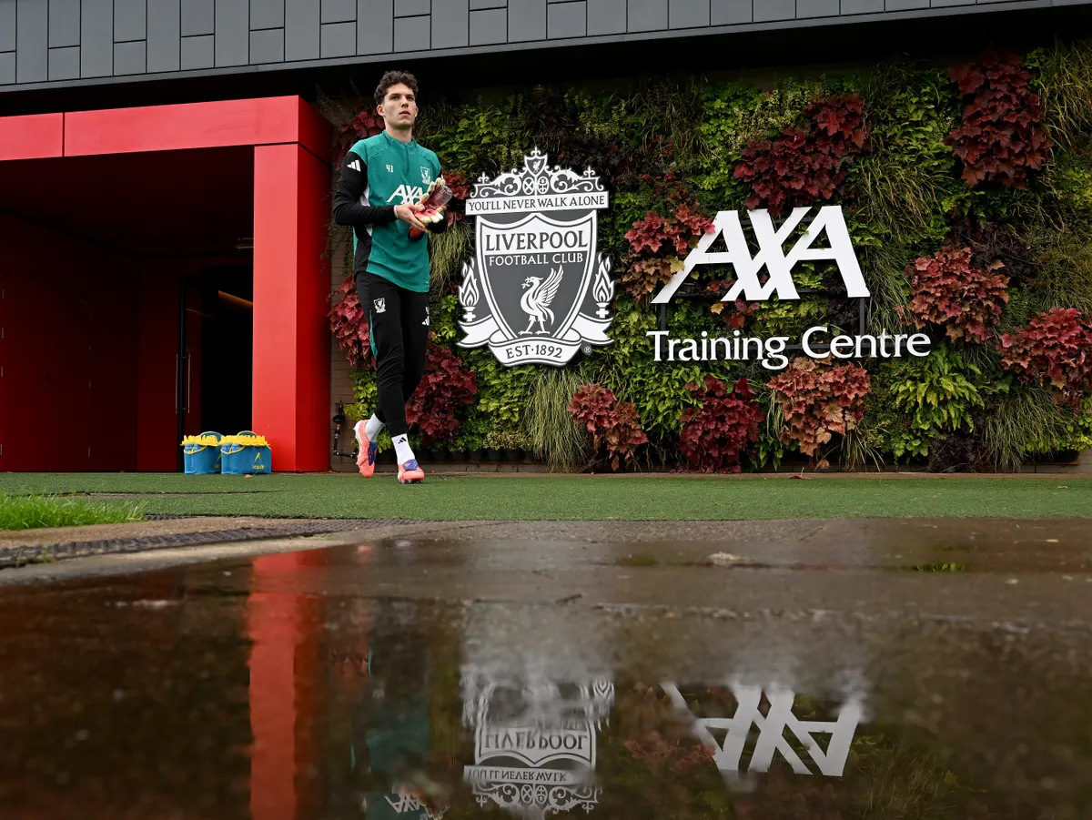 Pécsi Ármin a Liverpool kapusa Szoboszlai Dominikról beszélt