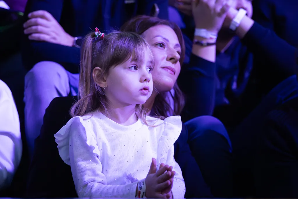 2025. 02. 07. DÁP, HEGY, háborúellenes gyűlés, szombathely
tömeg