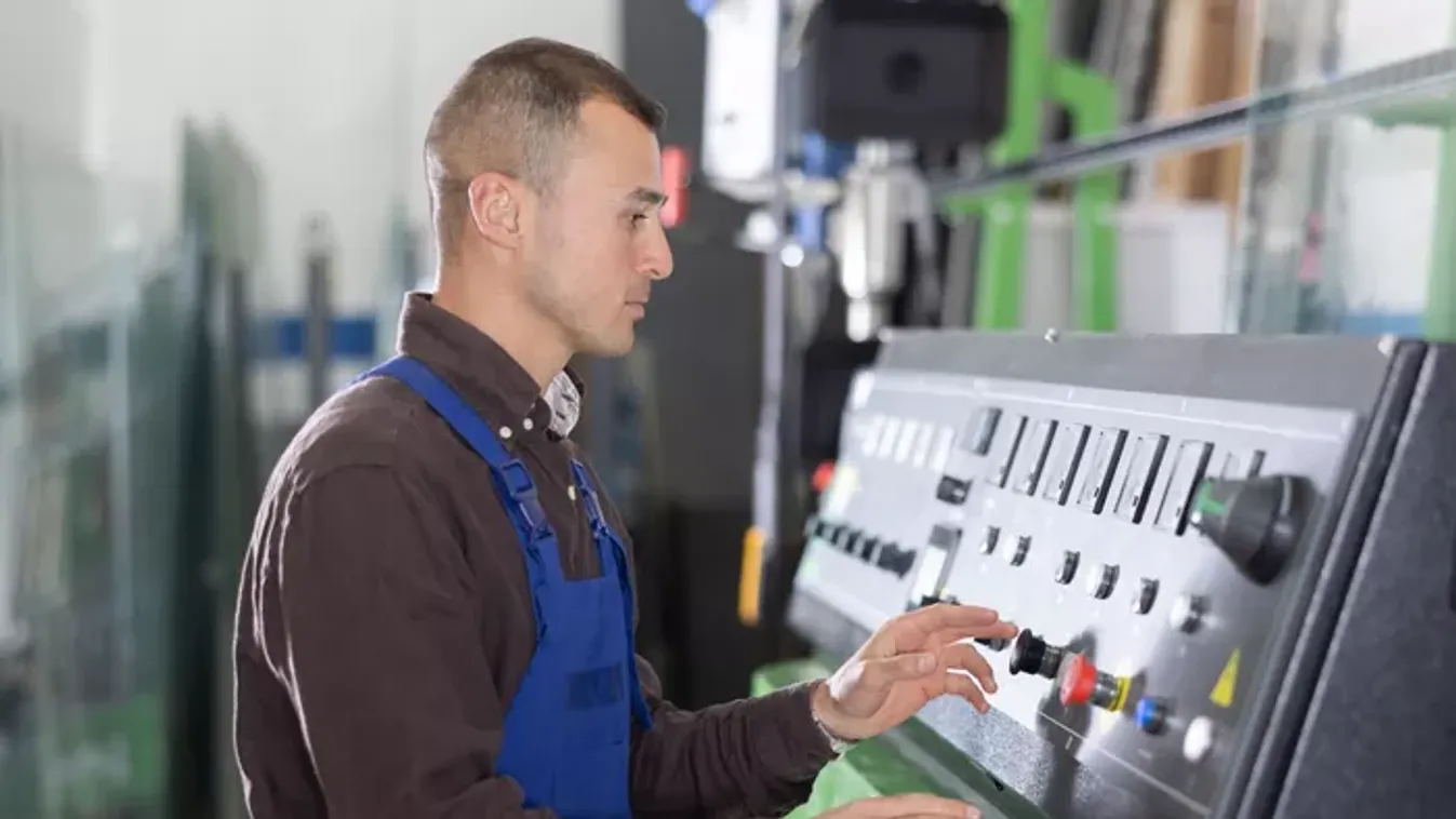 Az egymillió új munkahely Orbán Viktor legnagyobb vállalása