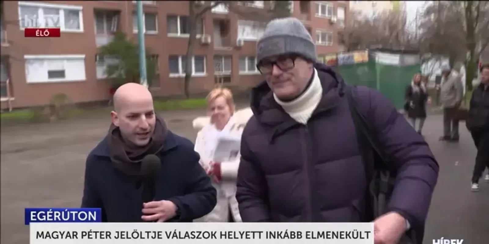 Elmenekült a riporter elől a Tisza párti politikus