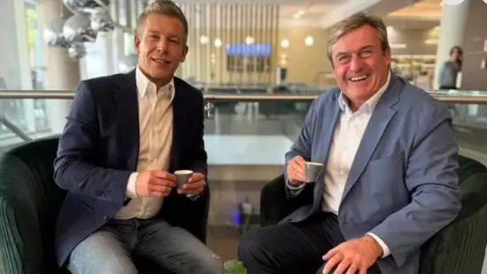 Így gazdagodott meg Magyar Péter Jockey-ja